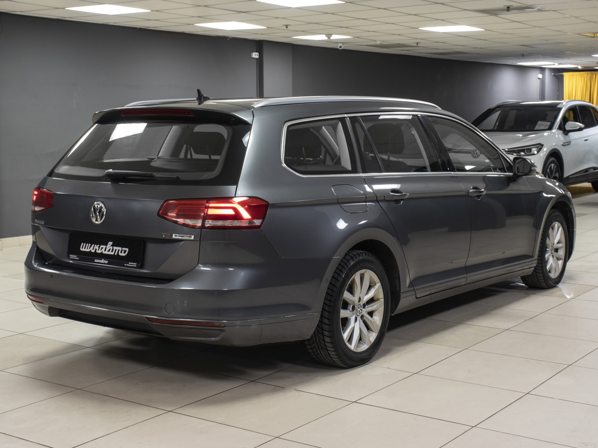 Volkswagen Passat B8 1.6d MT