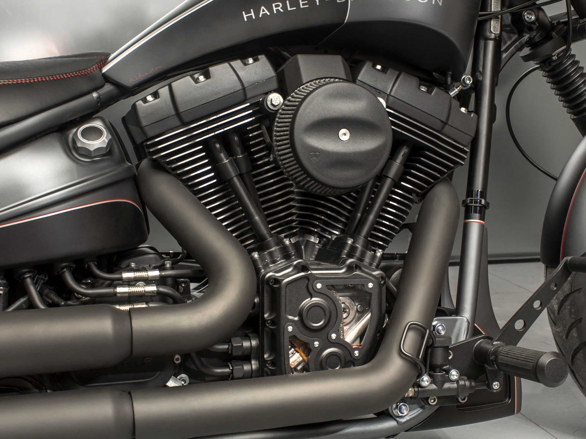 Harley-Davidson Breakout ShifCustom #6796