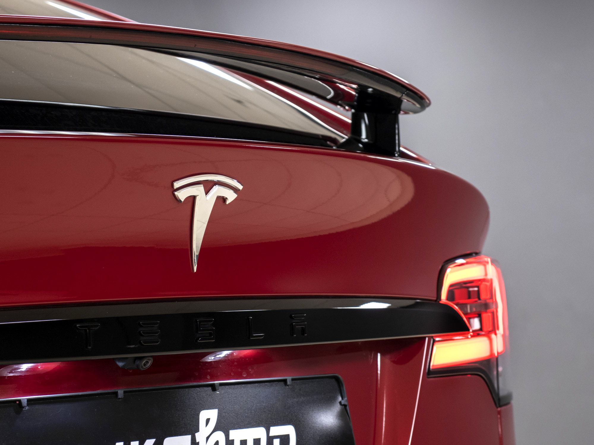 Tesla Model X LONG RANGE