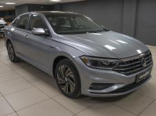 Volkswagen Jetta SEL Premium