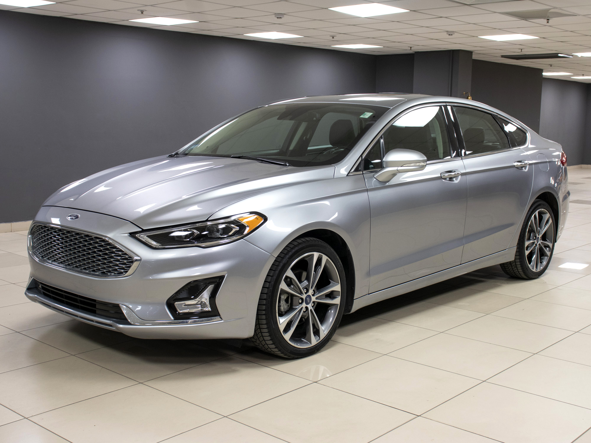 Купить автомобиль Ford Fusion Titanium 2.0L 2020 г. в Минске