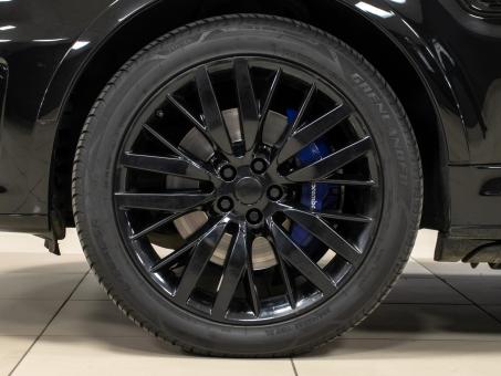 Land Rover Range Rover Sport SVR