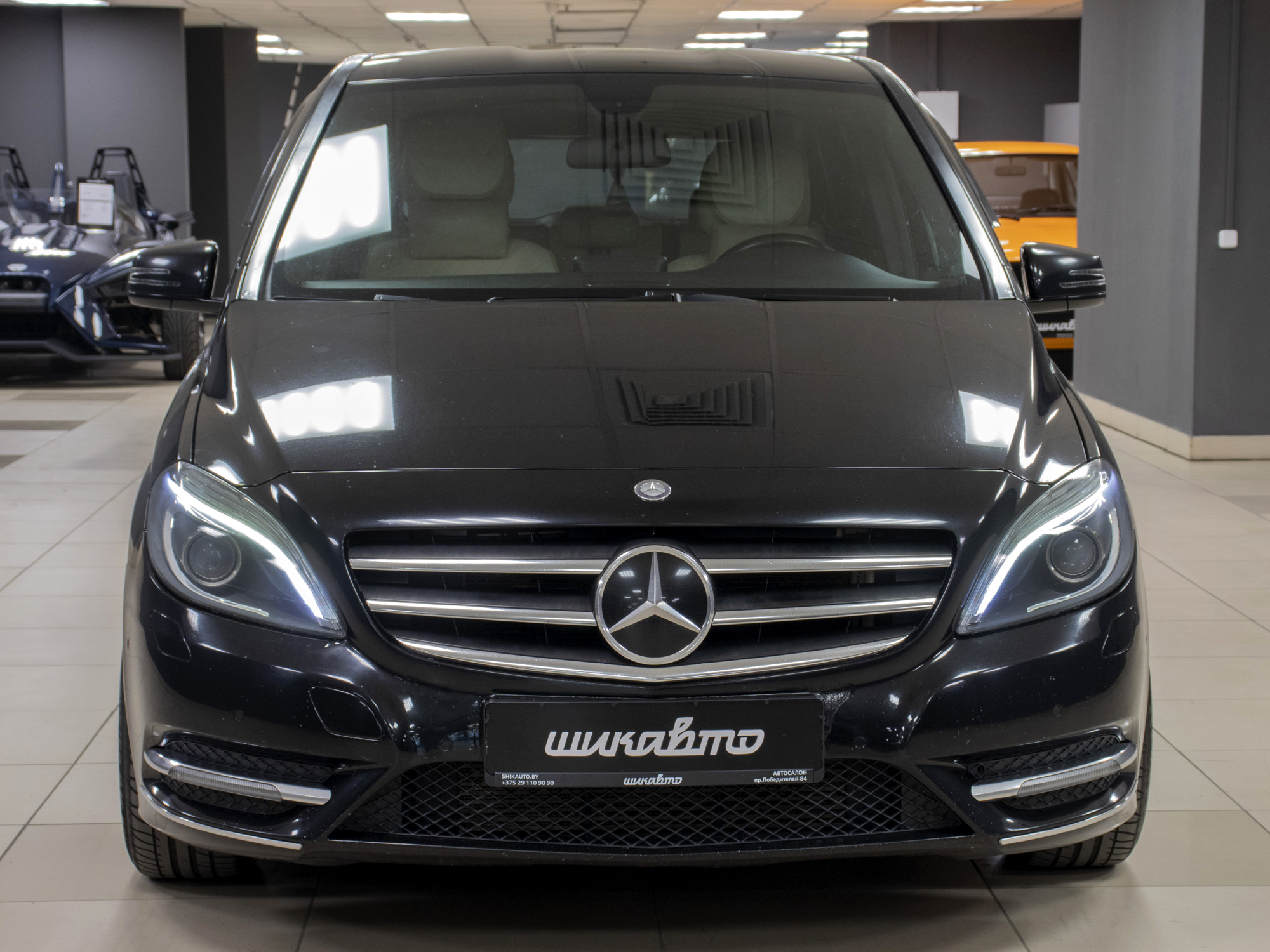 Купить автомобиль Mercedes-Benz B200 2012 г. в Минске