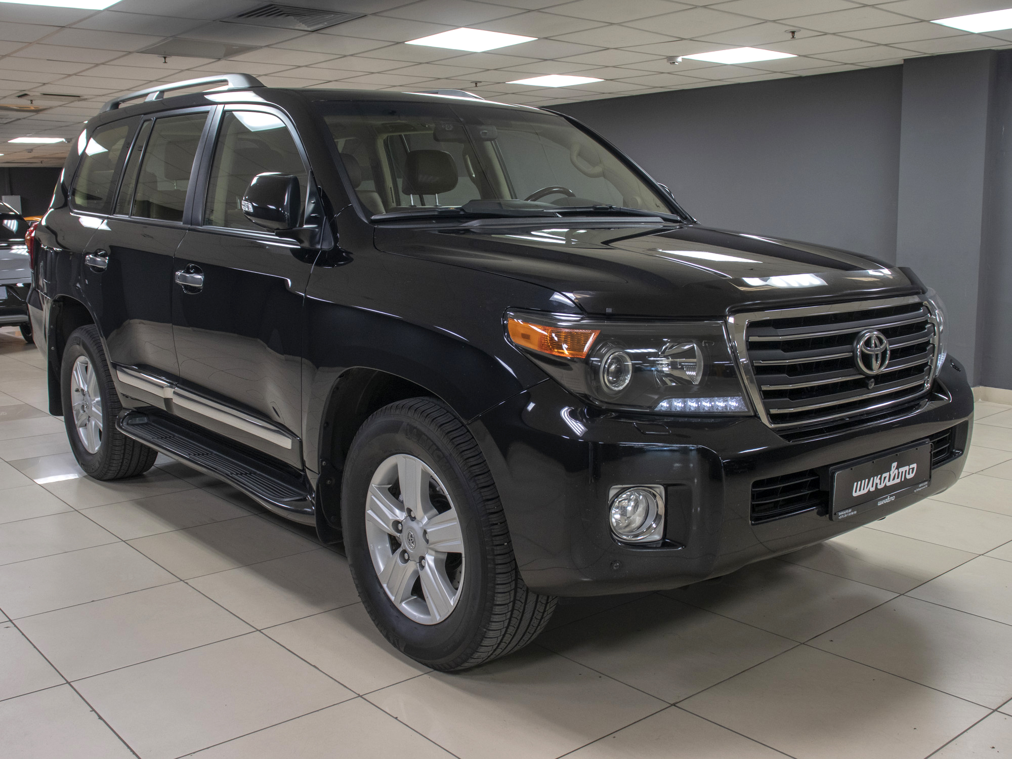 Toyota Land Cruiser 200 Brownstone 4.5d