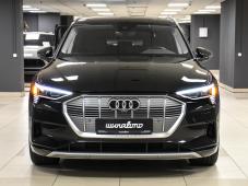 Audi E-Tron Premium Plus