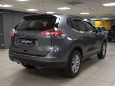 Nissan X-Trail 2.0i FWD