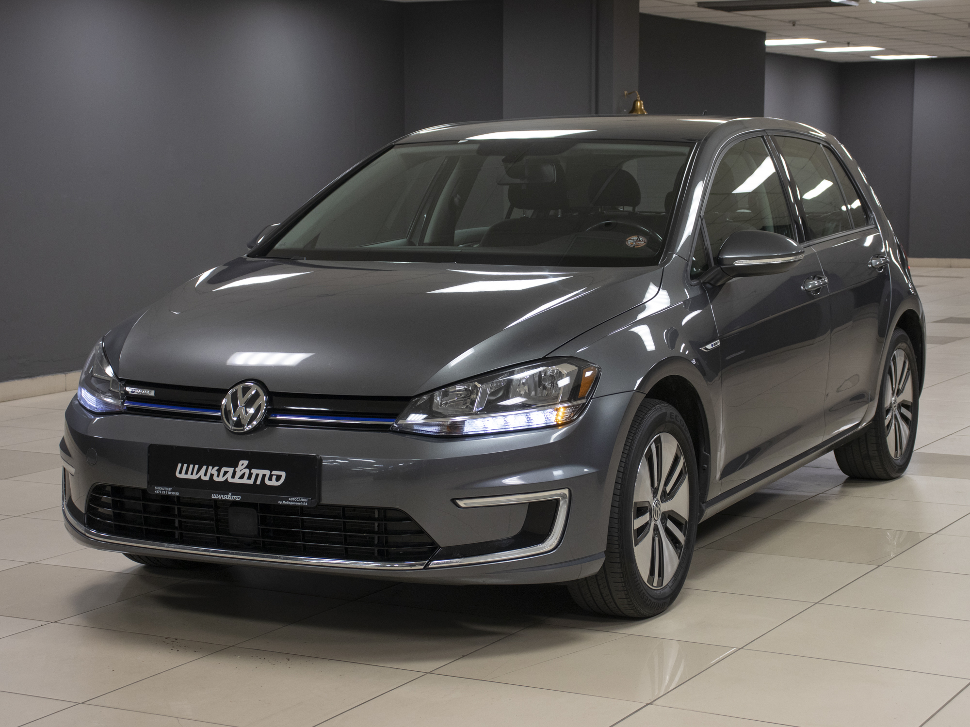 Volkswagen e-Golf SE