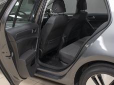 Volkswagen e-Golf SE