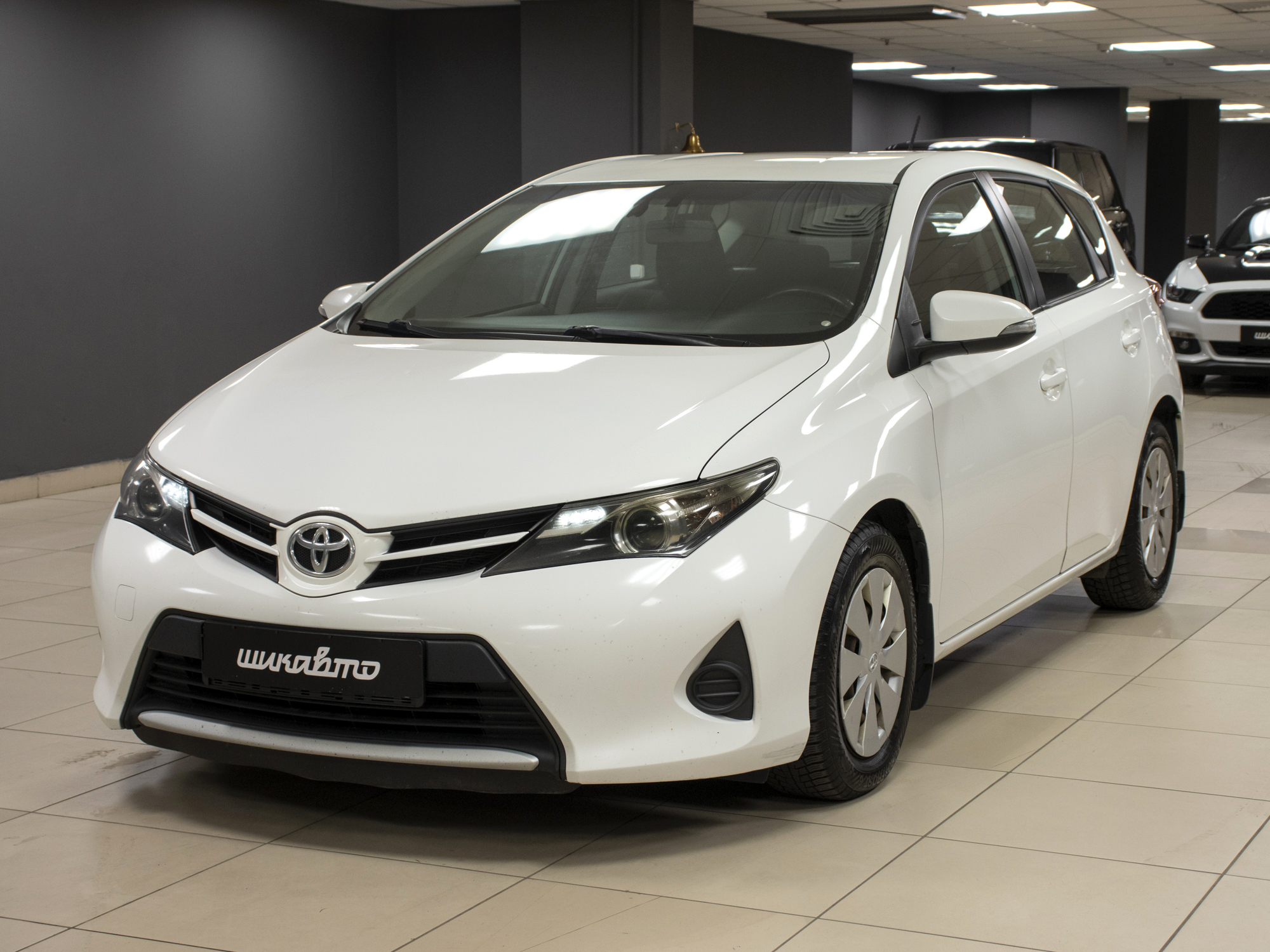 Auris 