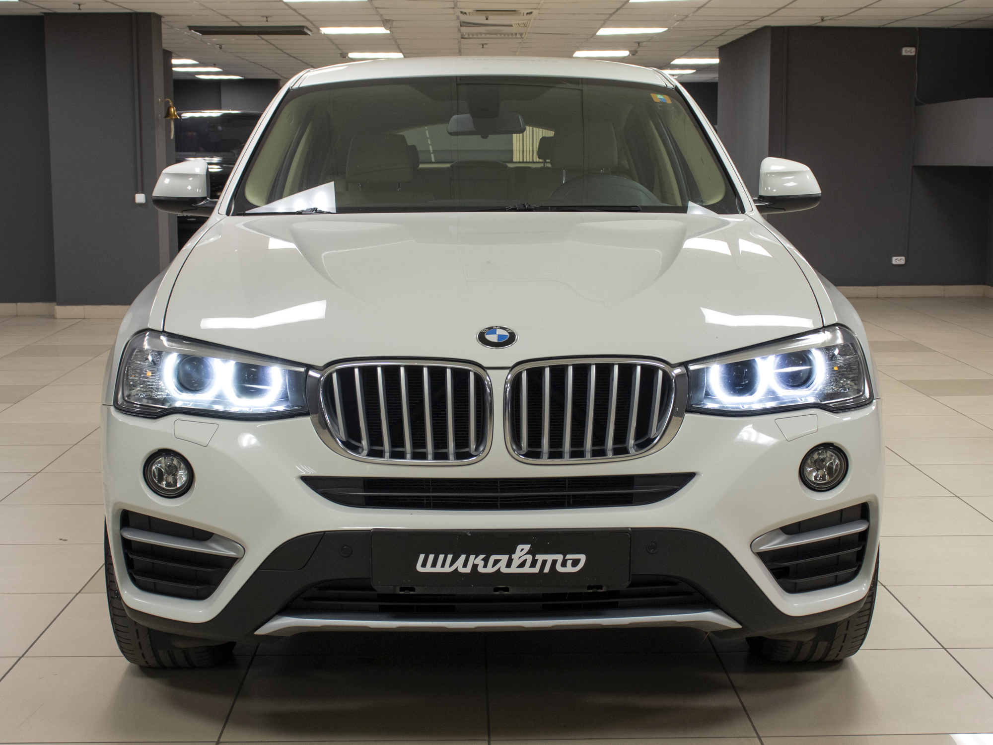 BMW X4 xDrive20i X-Line