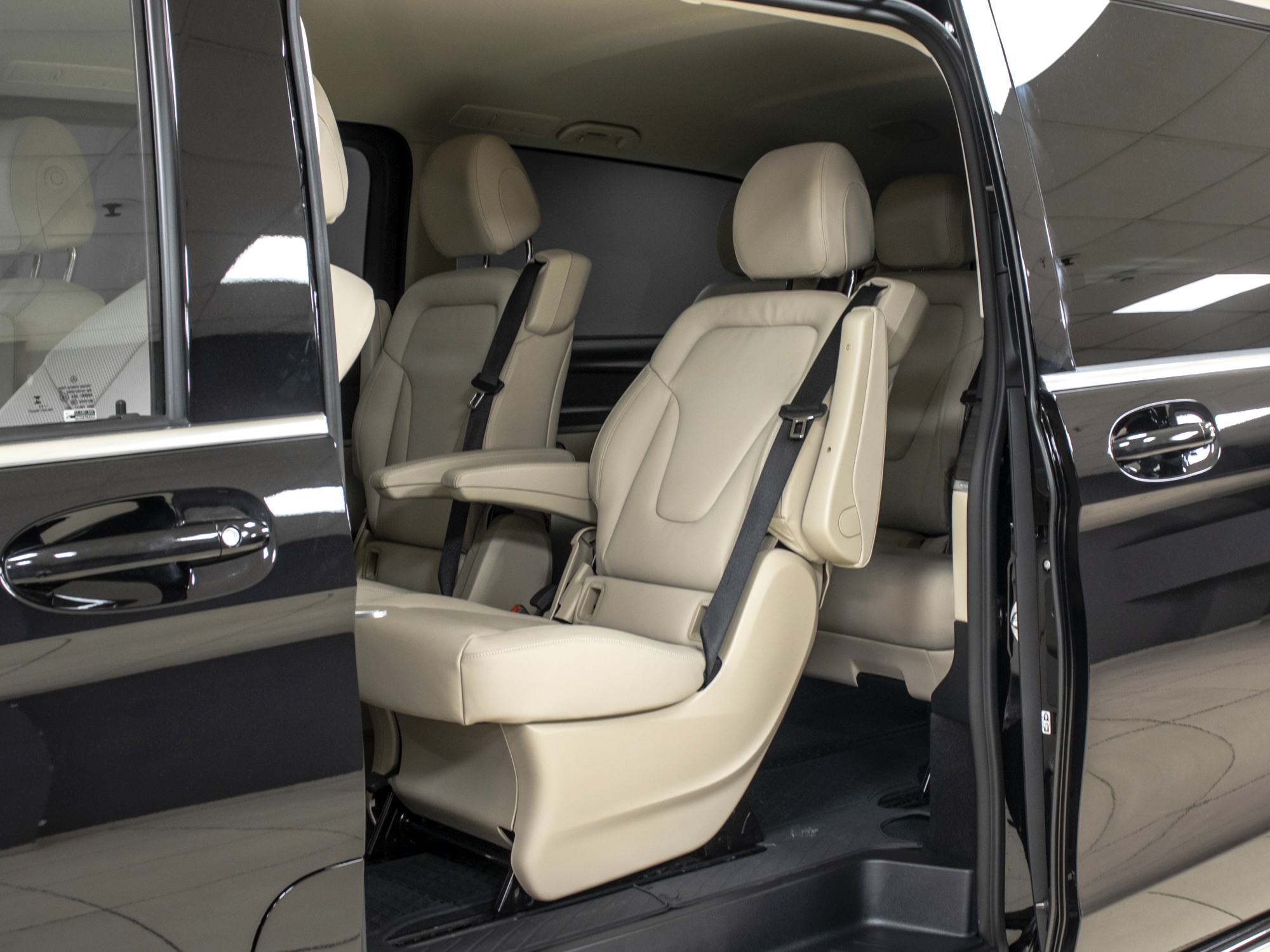 Mercedes-Benz V-Класс V300d Extra Long