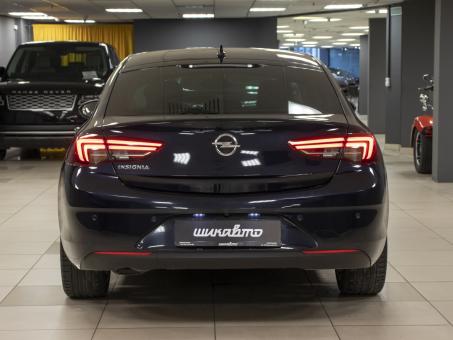 Opel Insignia 1.6