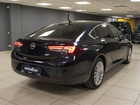 Opel Insignia 1.6