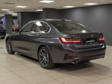 BMW 3 series 330i xDrive Sport Line