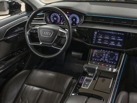 Audi A8 55TFSI