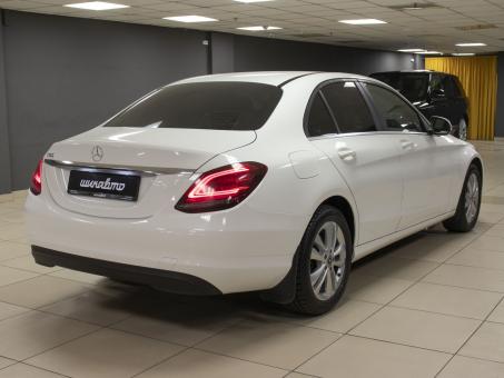 Mercedes-Benz C-Класс C180 1.6i