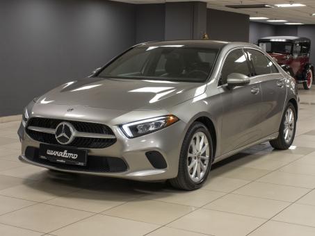 Mercedes-Benz A 220 4-matic