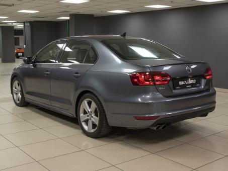 Volkswagen Jetta  2.0i