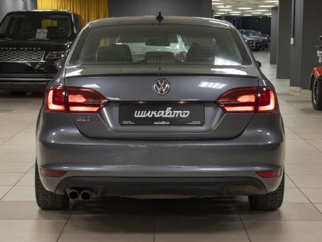 Volkswagen Jetta  2.0i