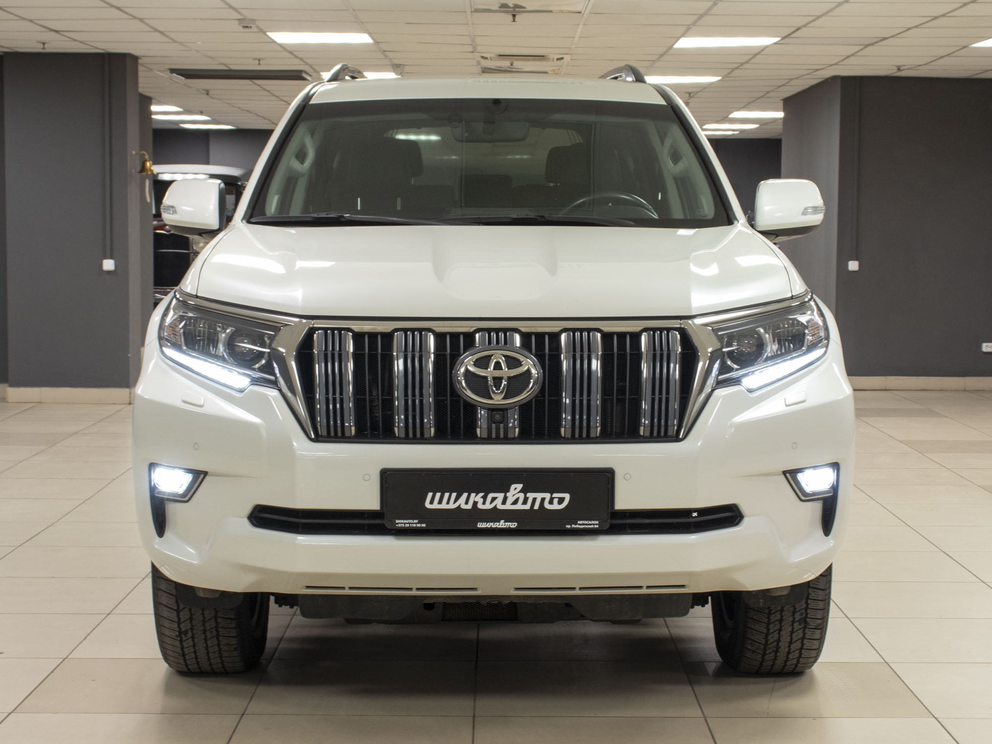 Toyota Land Cruiser Prado 2.8D AT Prestige