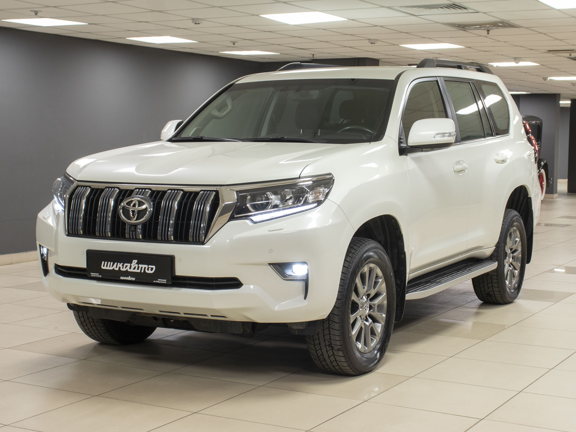 Land Cruiser Prado 2.8D AT Prestige