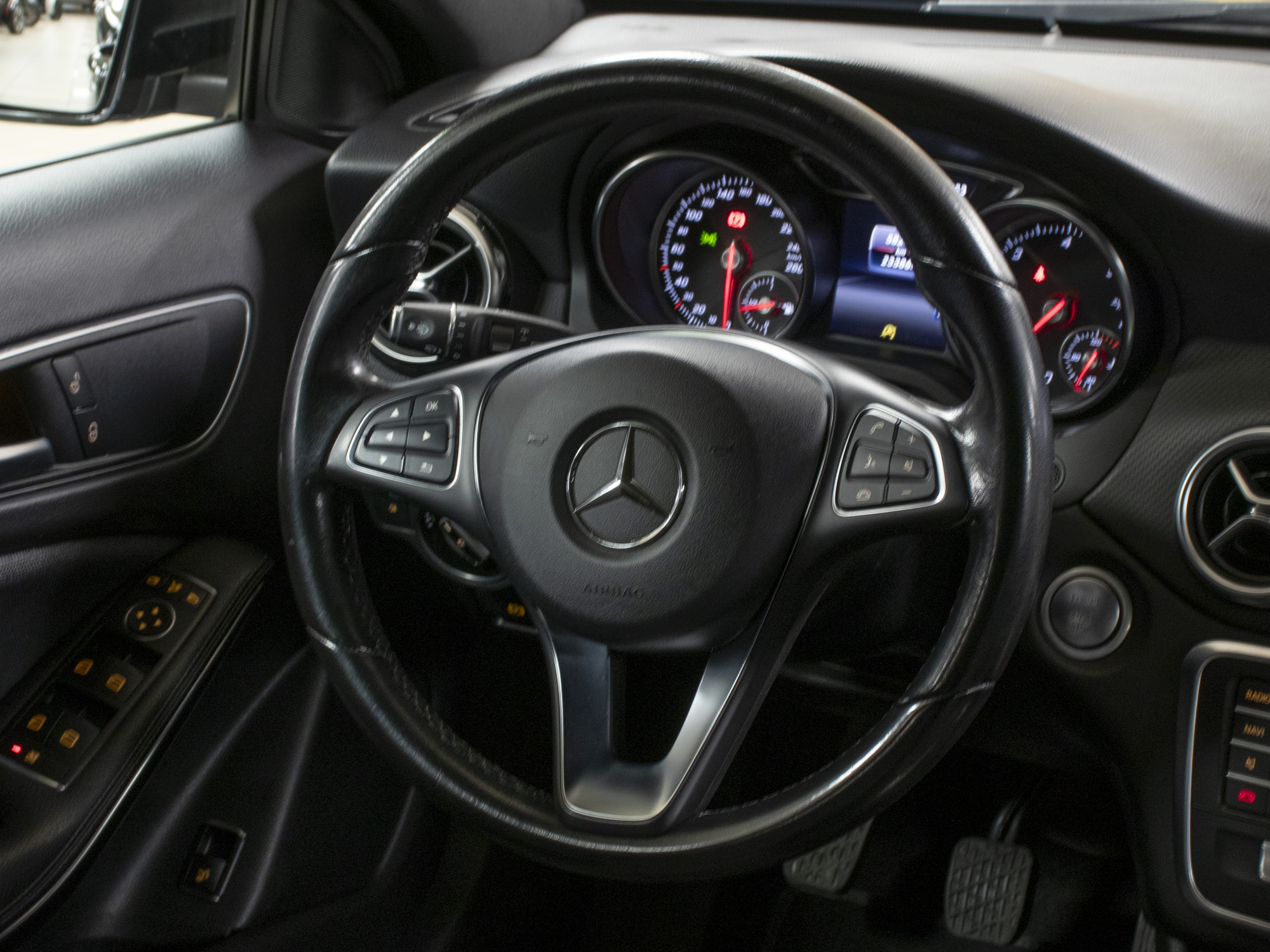 Mercedes-Benz GLA 180