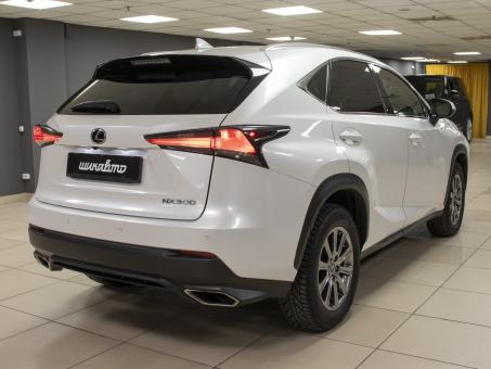 Lexus NX 300