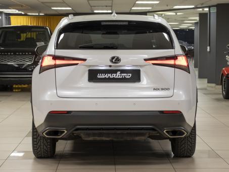 Lexus NX 300