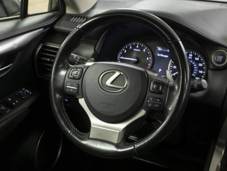 Lexus NX 300