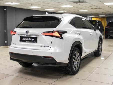Lexus NX 300