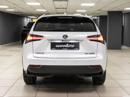 Lexus NX 300