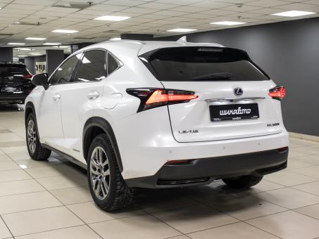 Lexus NX 300