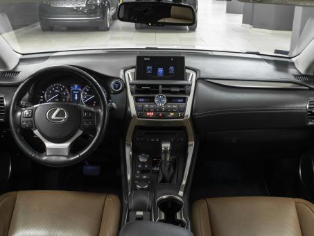 Lexus NX 300