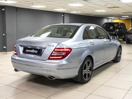 Mercedes-Benz C-Класс 