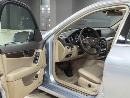 Mercedes-Benz C-Класс 