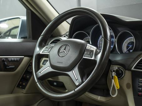Mercedes-Benz C-Класс 