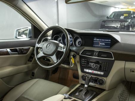 Mercedes-Benz C-Класс 