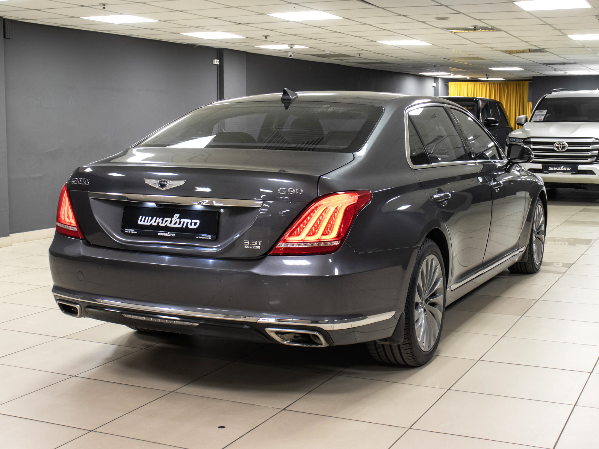 Genesis G90 3.3i