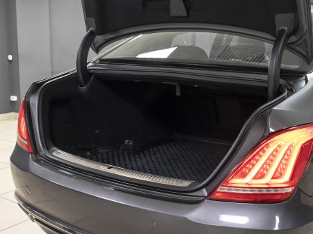 Genesis G90 3.3i