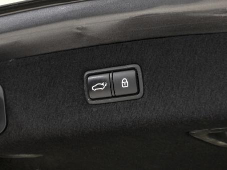 Genesis G90 3.3i