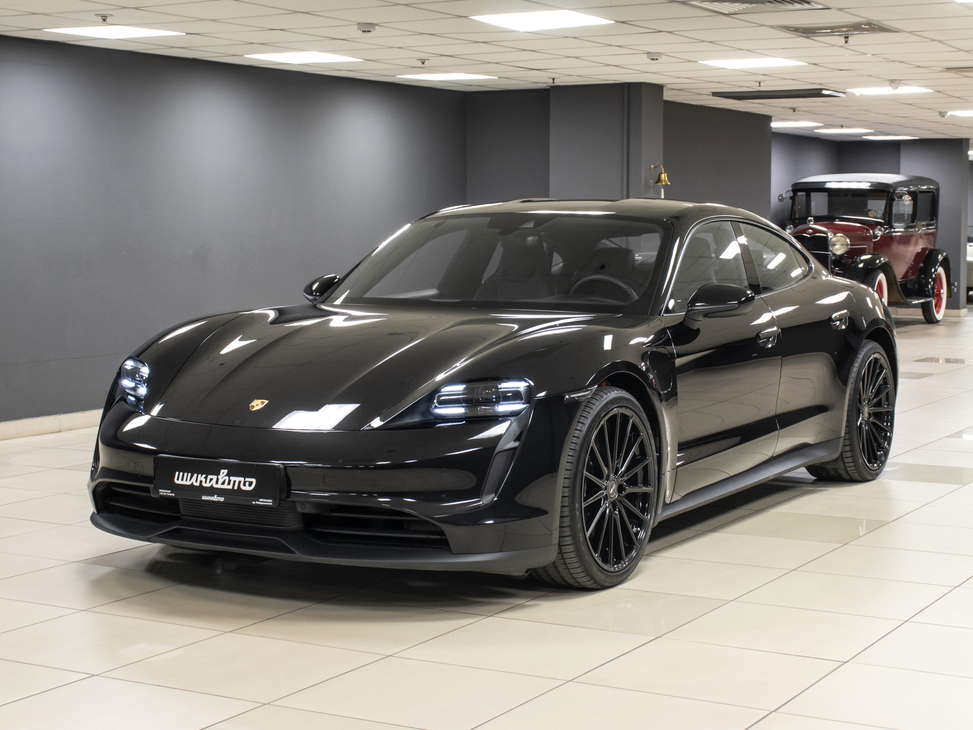 Porsche Taycan 