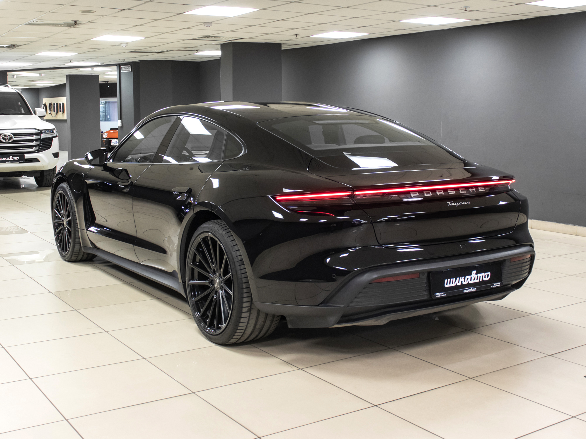 Porsche Taycan 