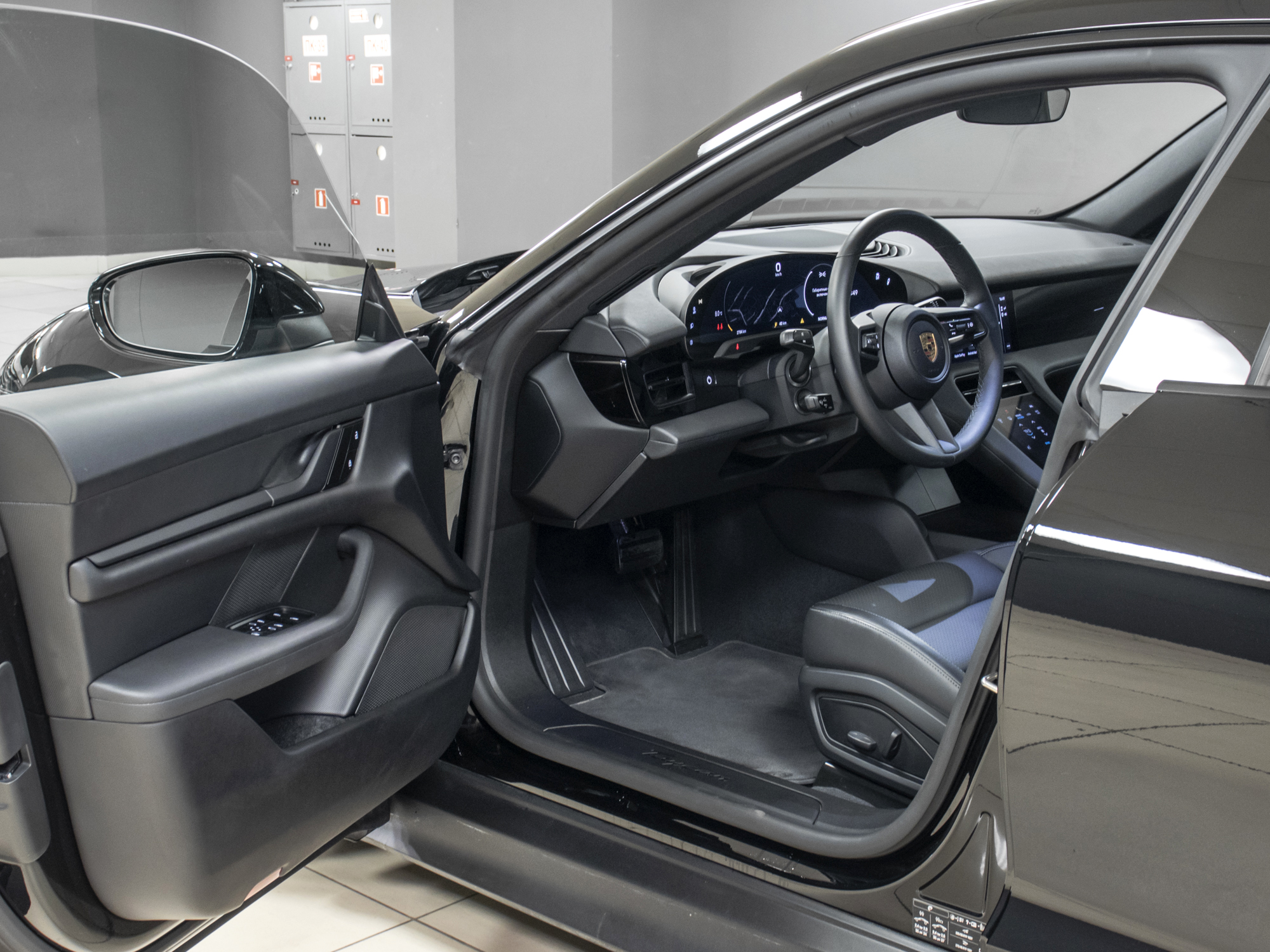 Porsche Taycan 