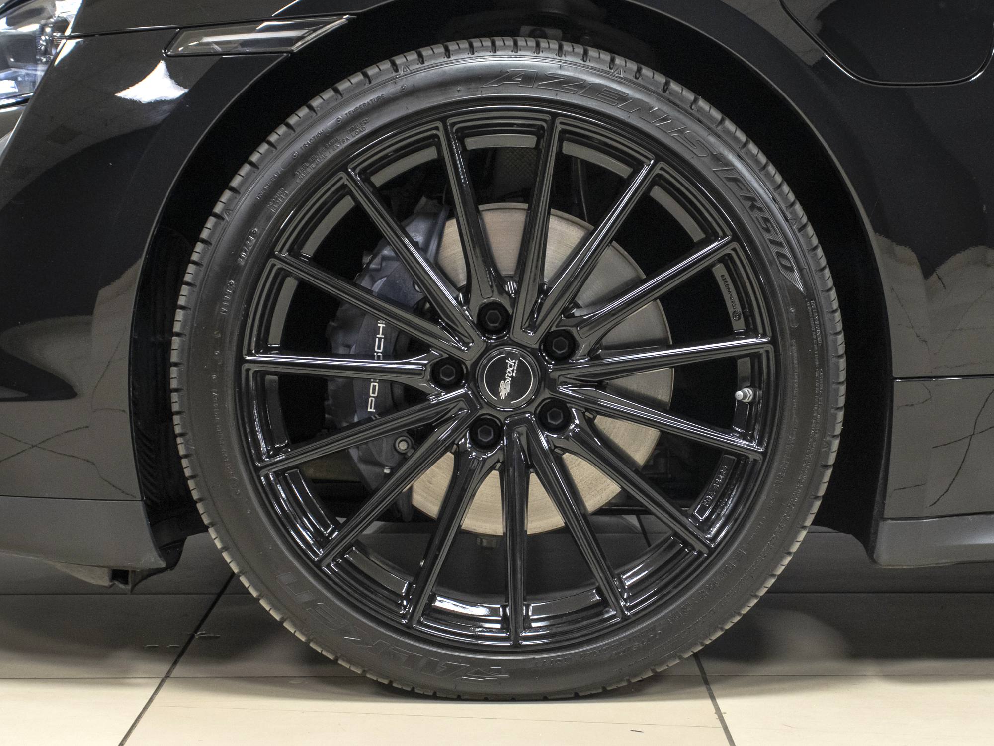 Porsche Taycan 