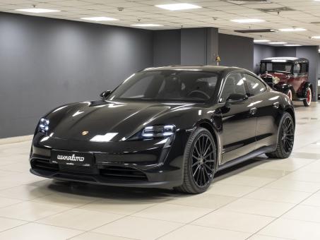 Porsche Taycan 