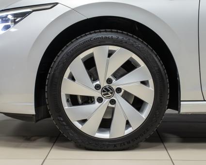 Volkswagen Golf 1.5i