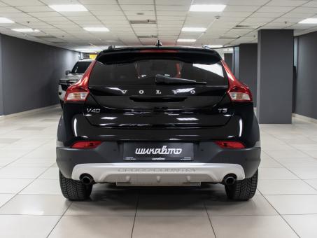 Volvo V40 Cross Country 1.5 T3 Drive-E Summum