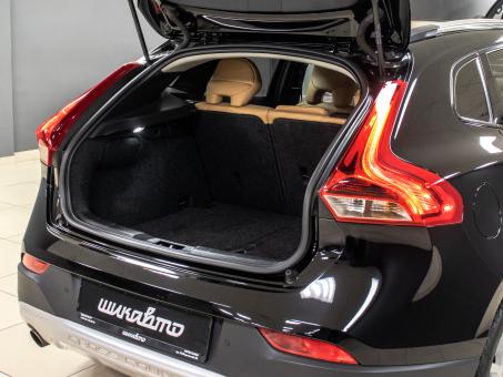 Volvo V40 Cross Country 1.5 T3 Drive-E Summum