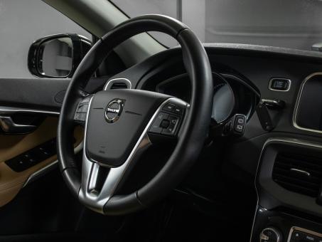 Volvo V40 Cross Country 1.5 T3 Drive-E Summum