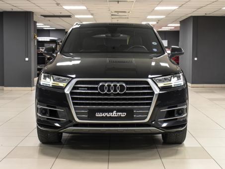 Audi Q7 3.0 quattro premium plus